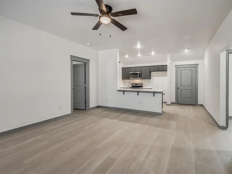 921 NW 87th Street, Oklahoma City, OK 73114 - #3