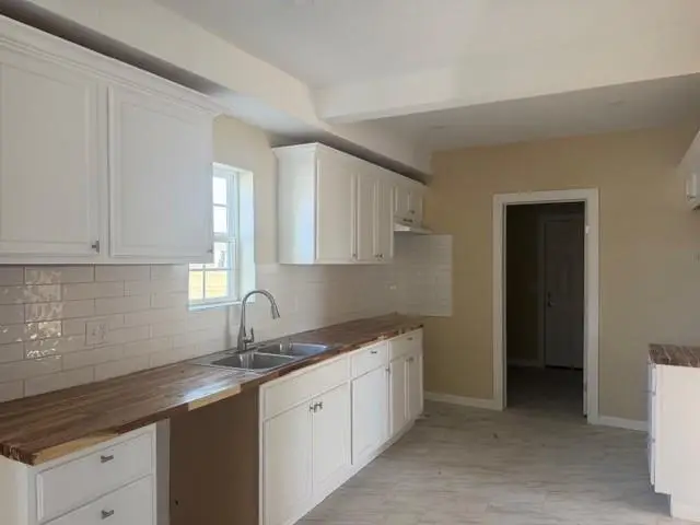 321 S 3rd Avenue, Stroud, OK 74079 - #2