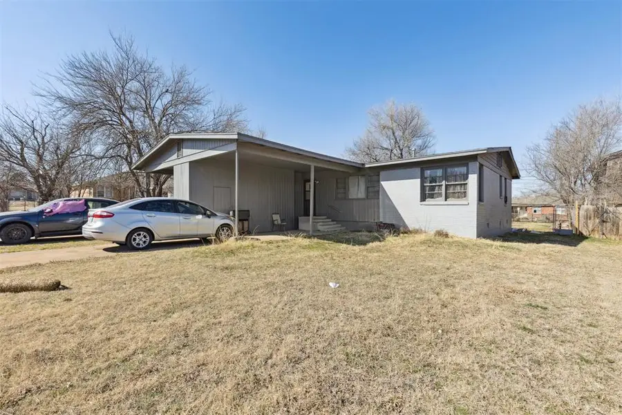 2419 NW Cheyenne Avenue, Lawton, OK 73505 - #2