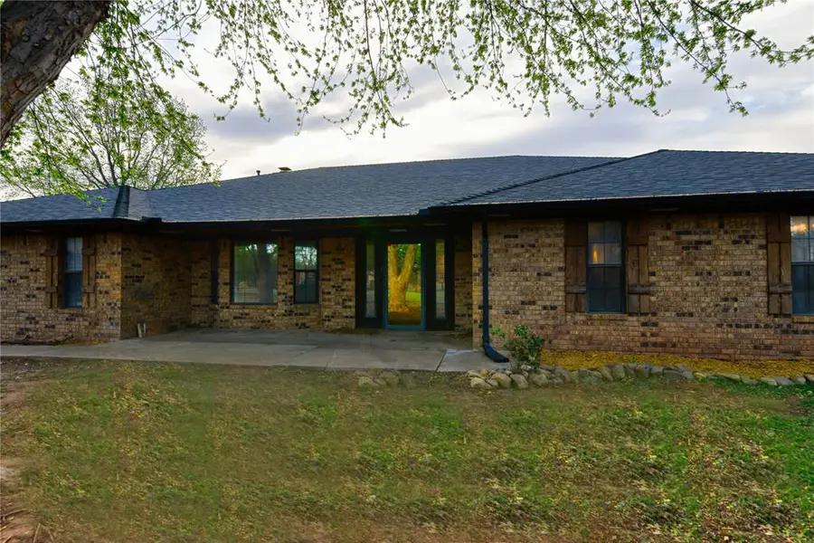 1010 Amy Way, Elk City, OK 73644 - #2