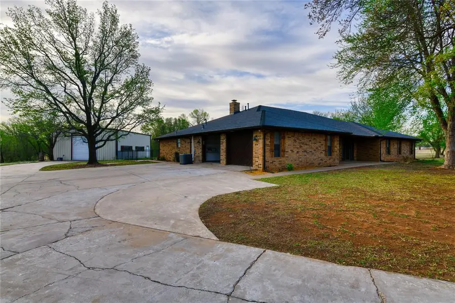 1010 Amy Way, Elk City, OK 73644 - #3