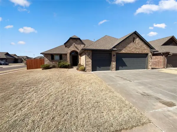 3517 Sardis Way, Yukon, OK 73099