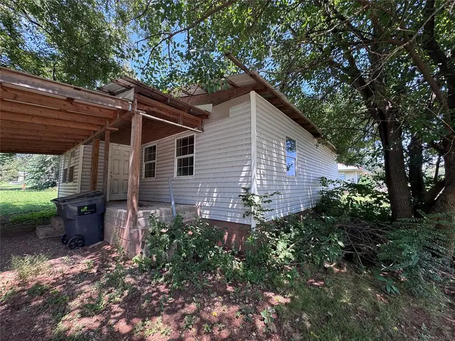 830 S 2nd Avenue, Purcell, OK 73080 - #2