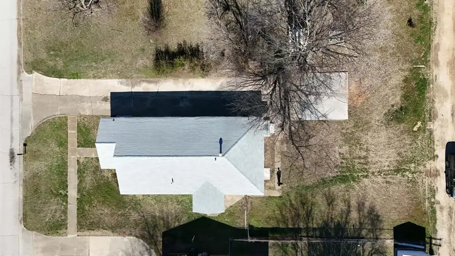 404 S 2nd Street, Davis, OK 73030 - #2