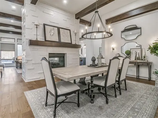 1417 Regency Bridge Circle, Edmond, OK 73034