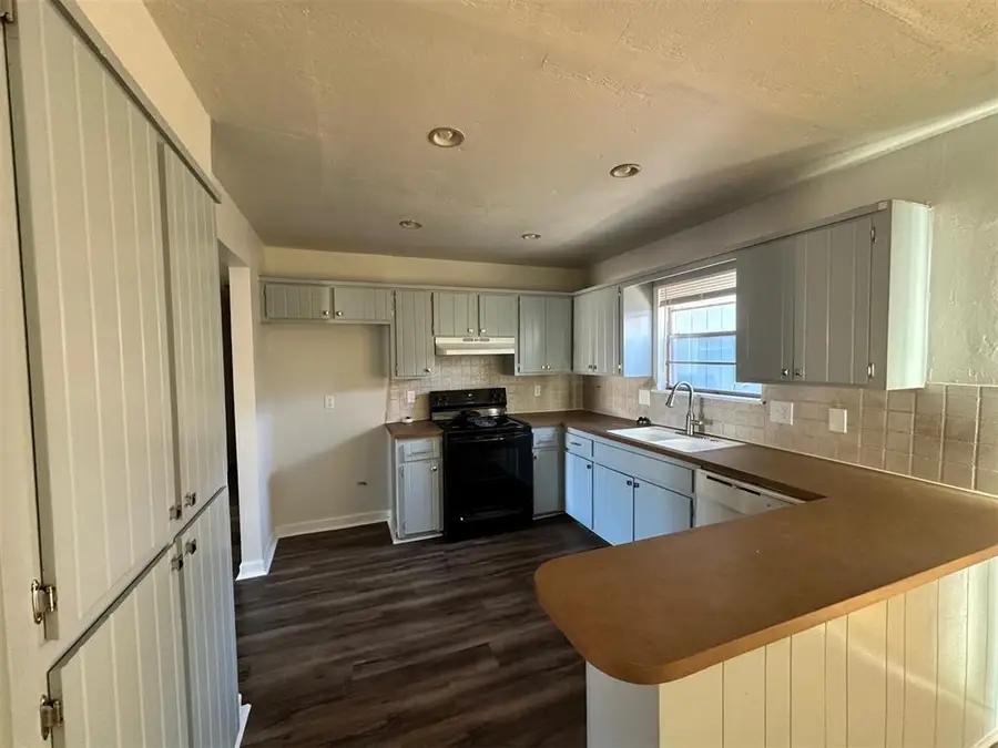 405 Norton Circle, Yukon, OK 73099 - #3