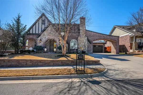 3232 Clock Tower Circle, Edmond, OK 73034