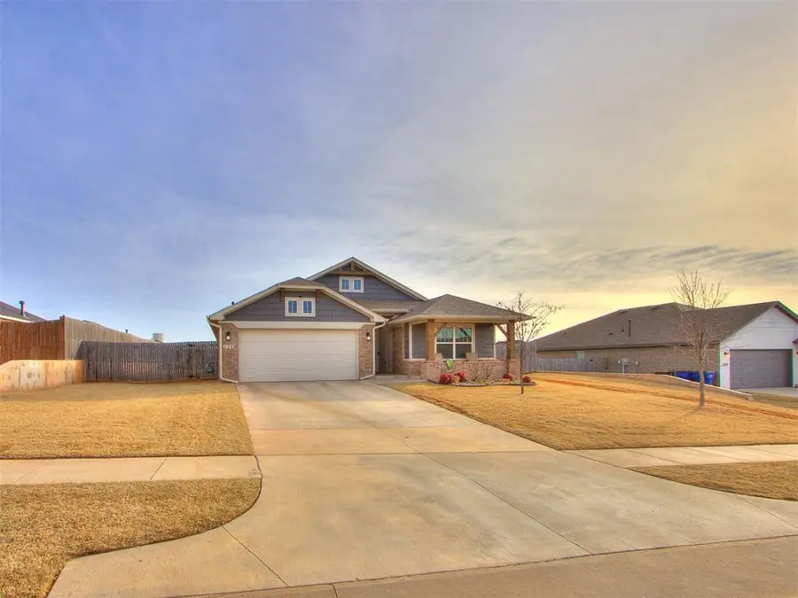 324 Renee Drive, Blanchard, OK 73010 - #2