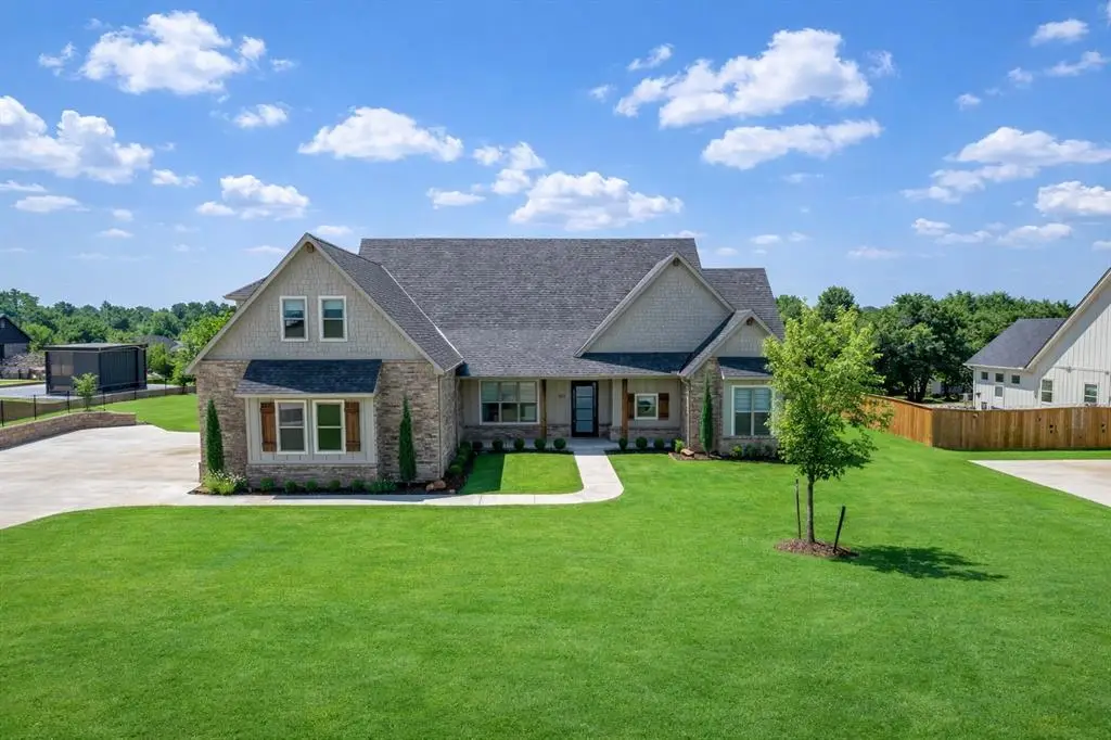 360 Old Farm Road, Edmond, OK 73034 - #1