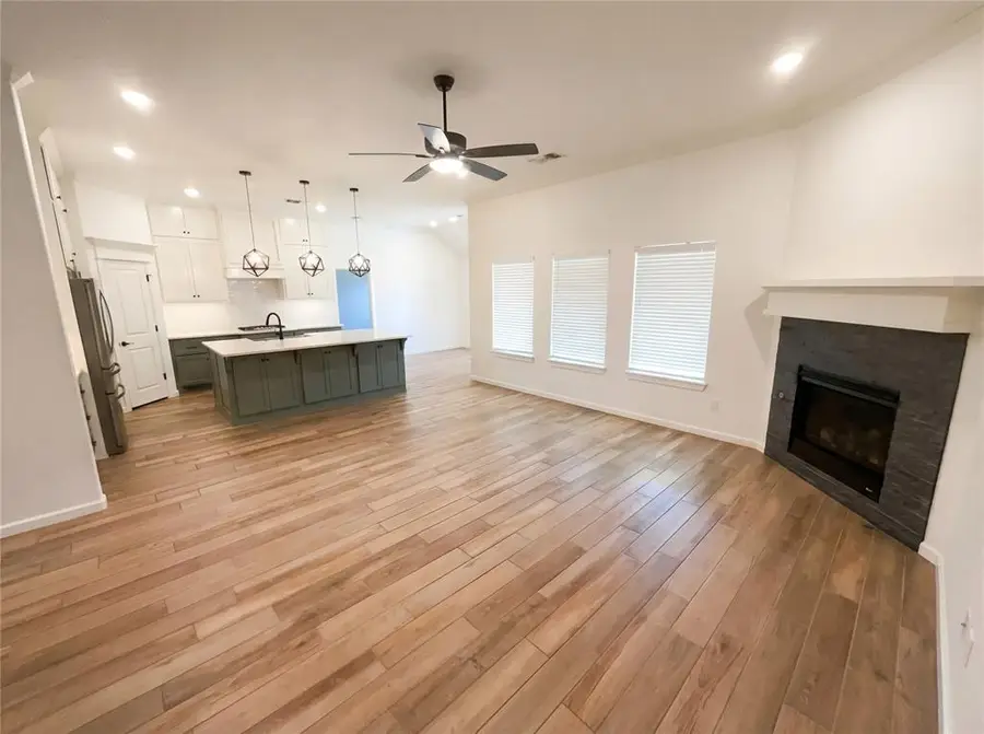 5509 Carmel Creek Drive, Mustang, OK 73064 - #3