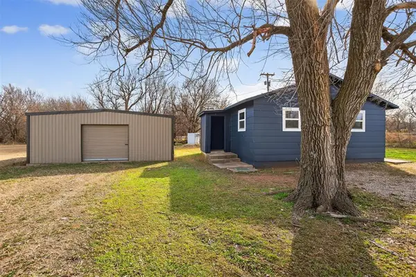 309 W Elm Street, Tuttle, OK 73089