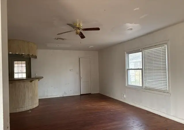 336 S 15th Street, Clinton, OK 73601 - #2