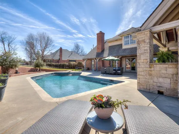 5812 Country Club Drive, Edmond, OK 73025