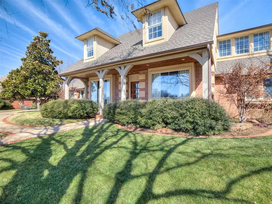 5812 Country Club Drive, Edmond, OK 73025 - #3