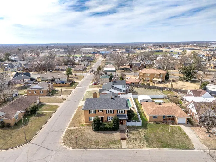 1002 Jefferson Place, Shawnee, OK 74801 - #2