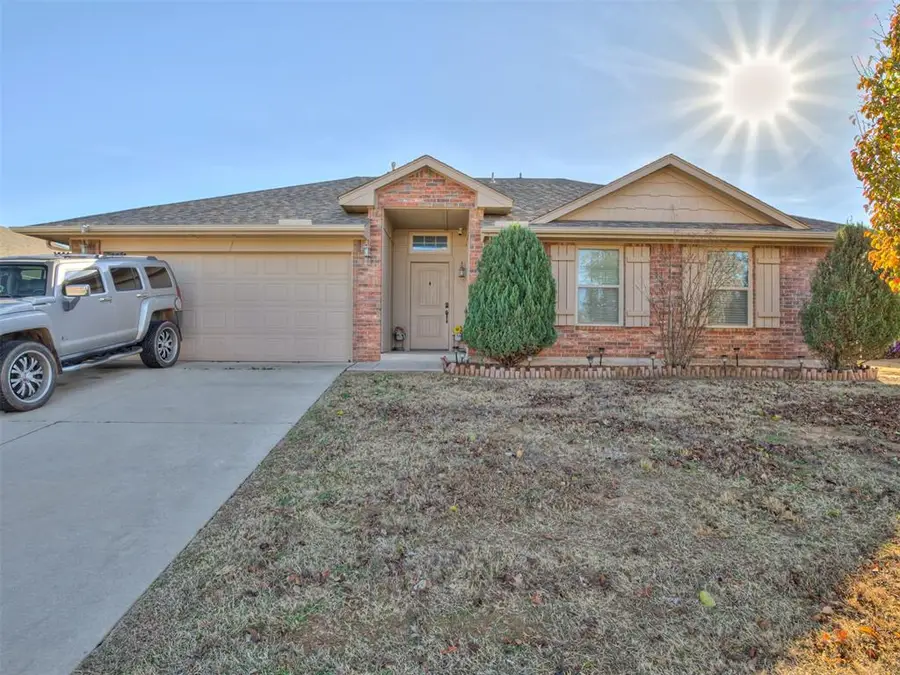 9920 Fairfax Terrace, Yukon, OK 73099 - #2