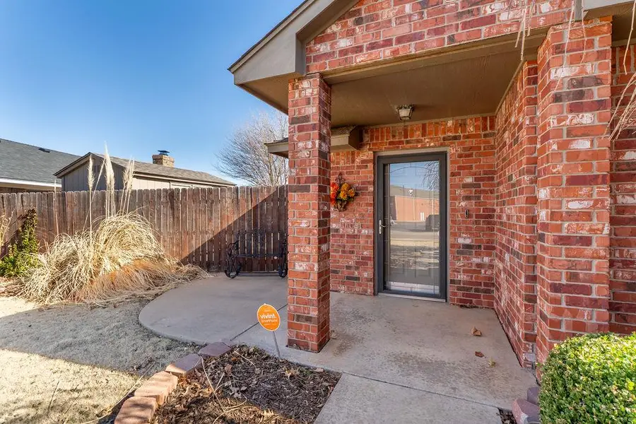 211 Granite Wash Street, Clinton, OK 73601 - #3