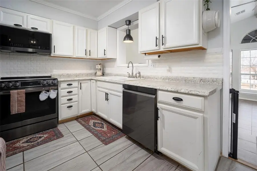 3160 Clarke Street, Choctaw, OK 73020 - #3