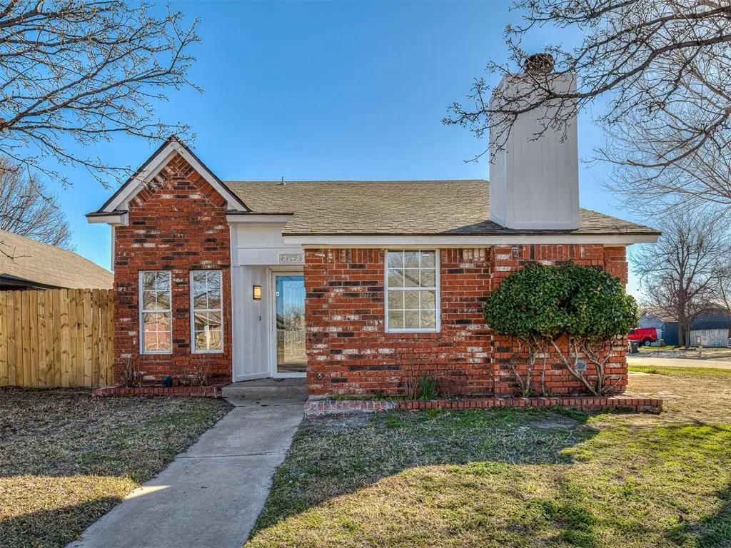 2142 Briarcliff Drive, Moore, OK 73170 - #1