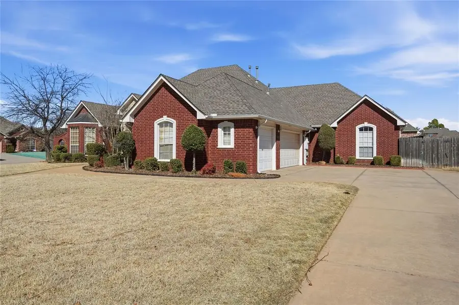 2421 SW 113th Terrace, Oklahoma City, OK 73170 - #2