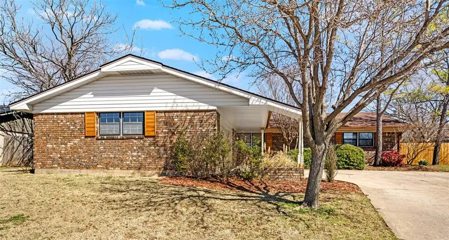 805 NW 49th Street, Lawton, OK 73505 - #2