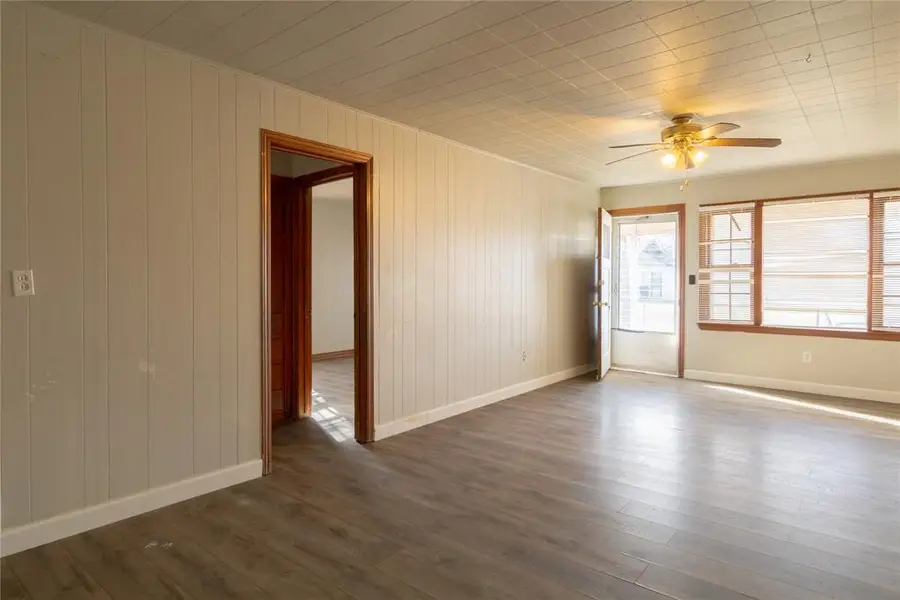 1037 NW 100th Street, Oklahoma City, OK 73114 - #3