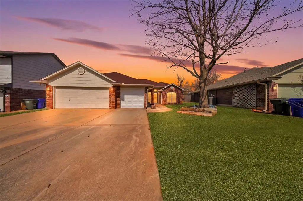 713 Gyrfalcon Drive, Norman, OK 73072 - #1