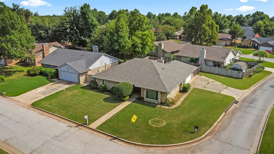 2328 Butternut Place, Edmond, OK 73013 - #3