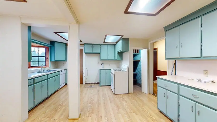 230 W Adams Street, Purcell, OK 73080 - #3