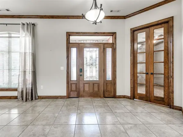 2713 Old Towne Trail, Shawnee, OK 74804