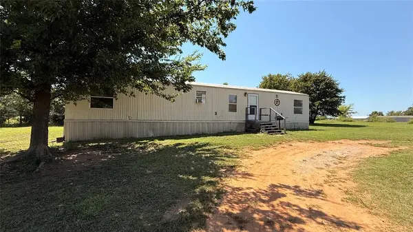 103 Valley Rim Court, Shawnee, OK 74804