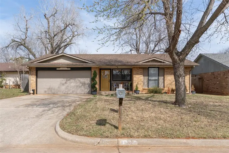 1033 W Griggs Way, Mustang, OK 73064 - #2