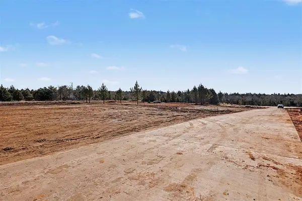 9528 Gordos Alley, Guthrie, OK 73044