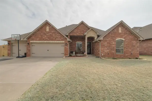 2816 Morgan Trace Road, Yukon, OK 73099