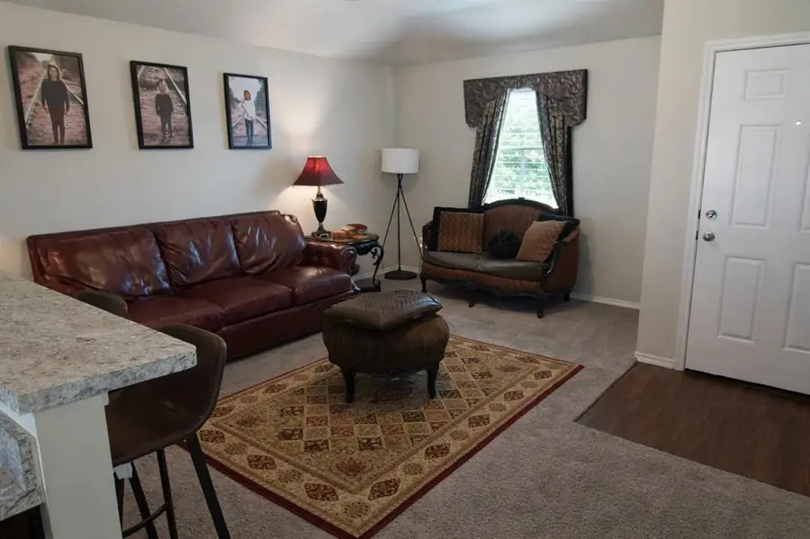 1921 W Hunters Springs Way, Mustang, OK 73064 - #3