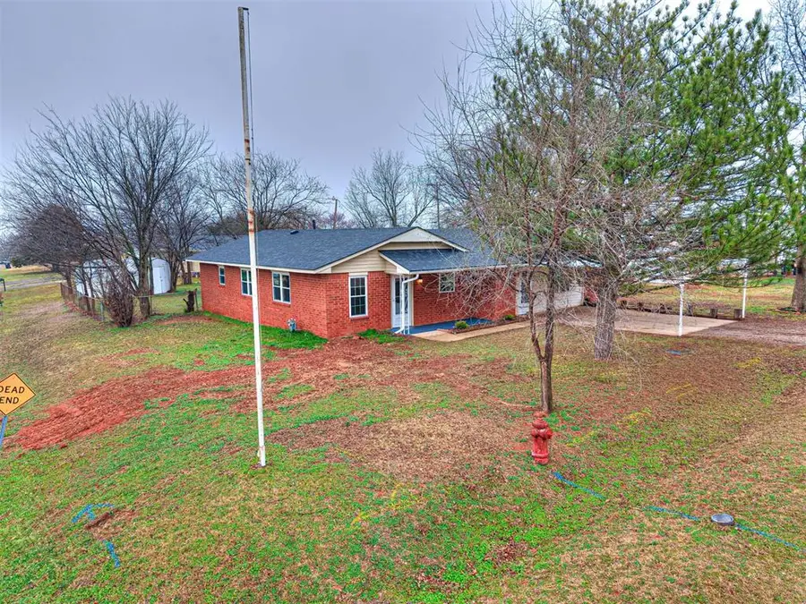 1005 Birch Street, Wellston, OK 74881 - #2