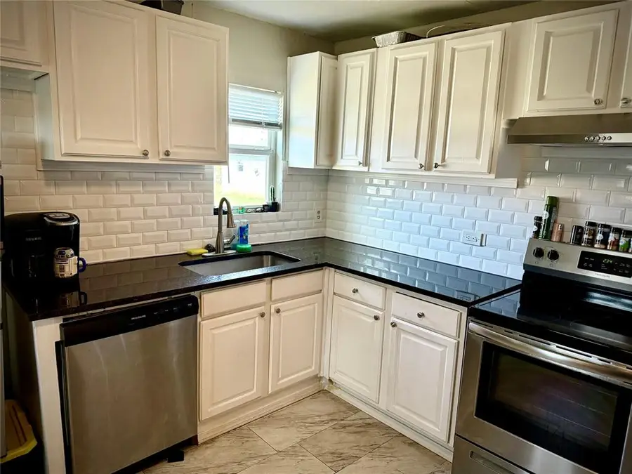 915 E Hill Street, Oklahoma City, OK 73105 - #2