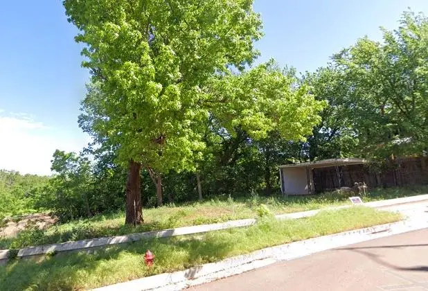 312 W Noble Avenue, Guthrie, OK 73044 - #2