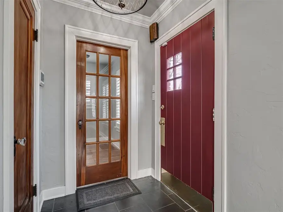 624 S Flood Avenue, Norman, OK 73069 - #3