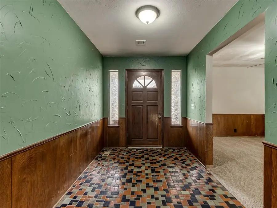 6212 Willowridge Drive, Oklahoma City, OK 73122 - #2