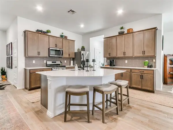 9021 NW 149th Terrace, Yukon, OK 73099