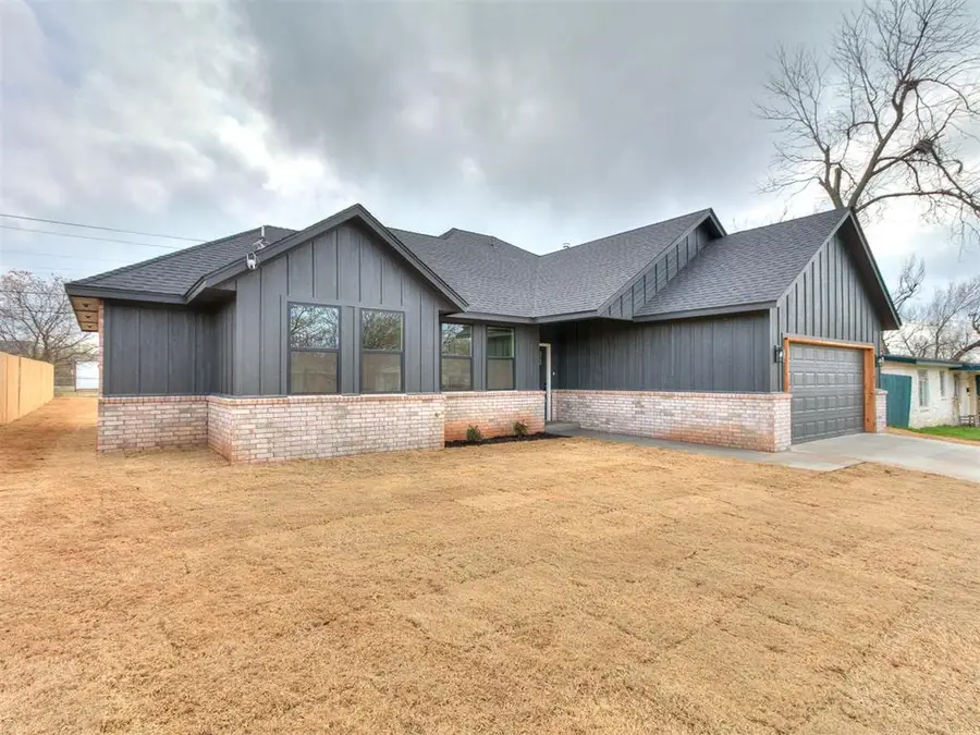 3716 Mallard Drive, Del City, OK 73115 - #3
