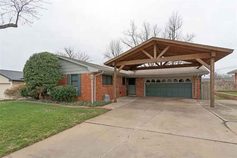 712 E 27th Place, Edmond, OK 73013 - #3