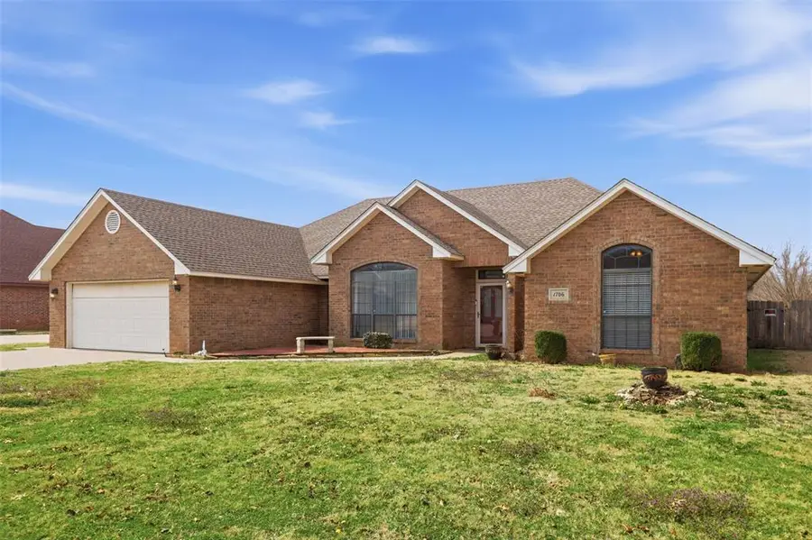 1706 Constitution Avenue, Enid, OK 73703 - #2