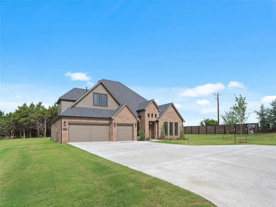 9001 Prairie Farms Drive, Mustang, OK 73064 - #2