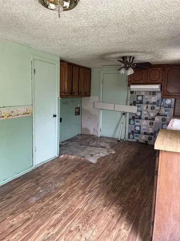 2512 SW H Avenue, Lawton, OK 73505 - #3