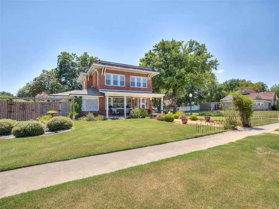 628 W Main Street, Purcell, OK 73080 - #3