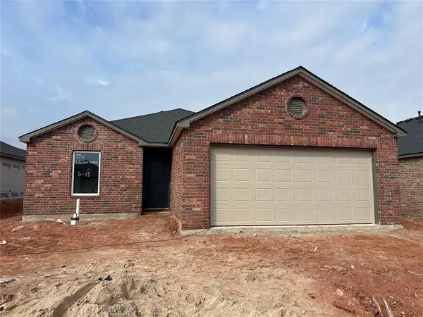 6141 Western Redbud Trail, Edmond, OK 73034