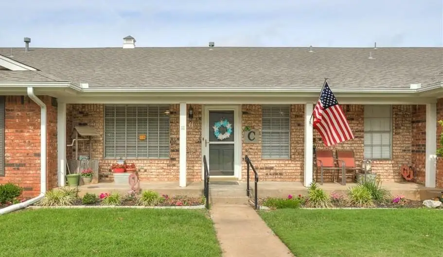 513 Maple Street #11, Weatherford, OK 73096 - #1
