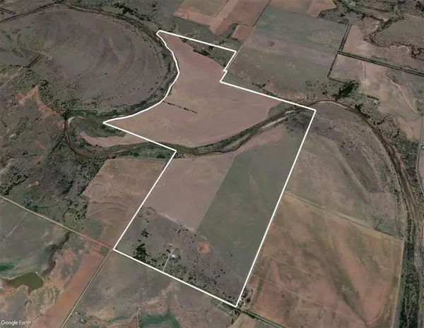 27214 E County Road 1430 Road, Mangum, OK 73554